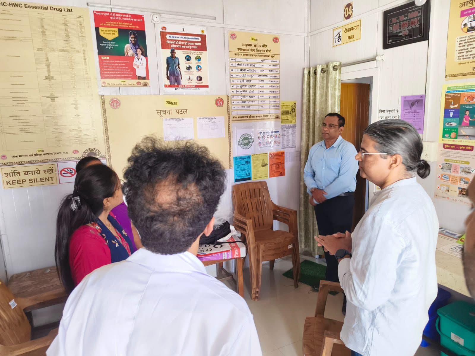 भैरूंदा सिविल अस्पताल और आयुष्मान आरोग्य मंदिर पहुंचे स्वास्थ्य विभाग के प्रमुख सचिव सुखबीर सिंह
